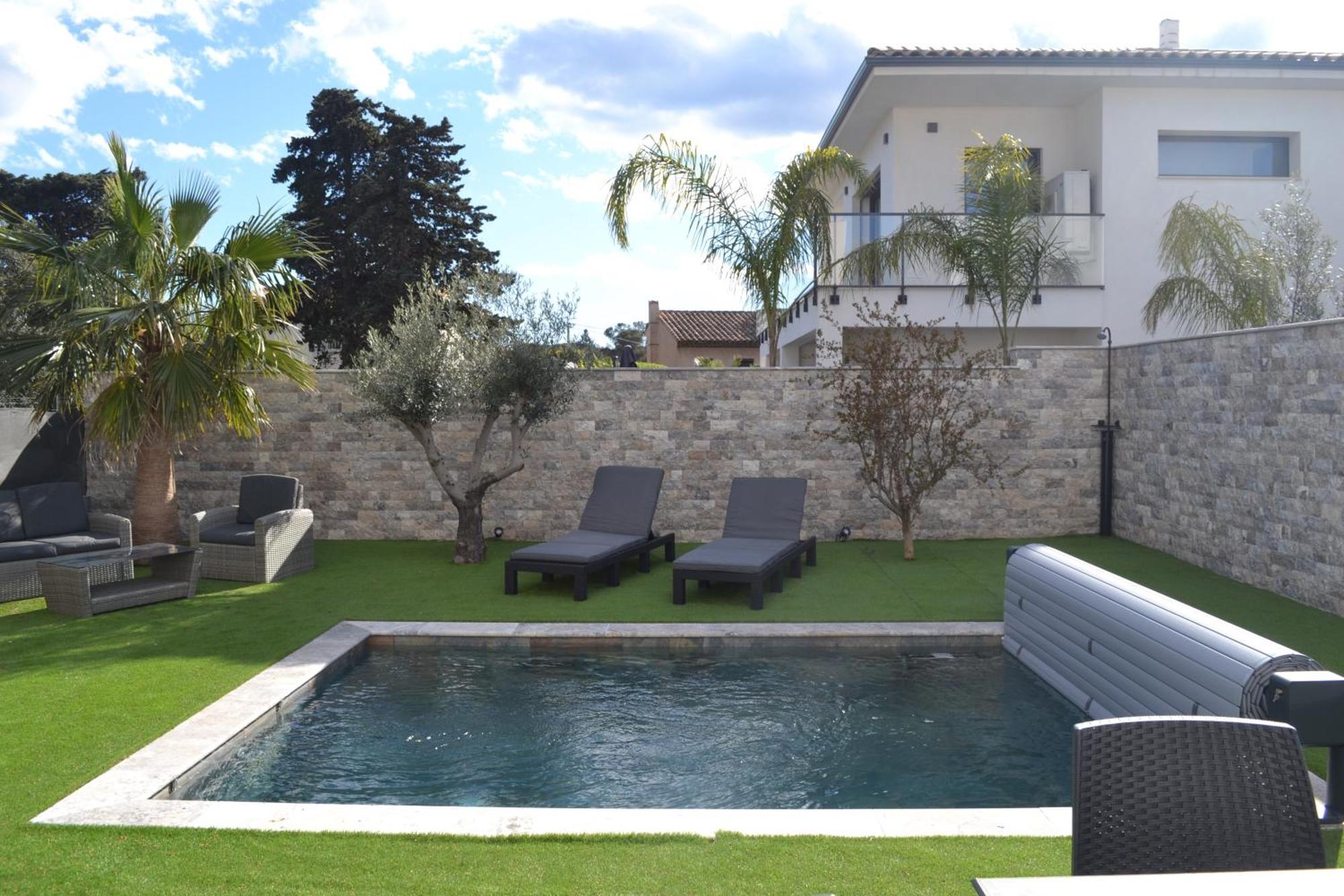 Etoile Du Berger Saint Aygulf 3 Villas Et 4 Appartements Jardin Individuel Et Piscine Chauffee En Saison - La Mer Et Les Plages 450 M Exterior foto