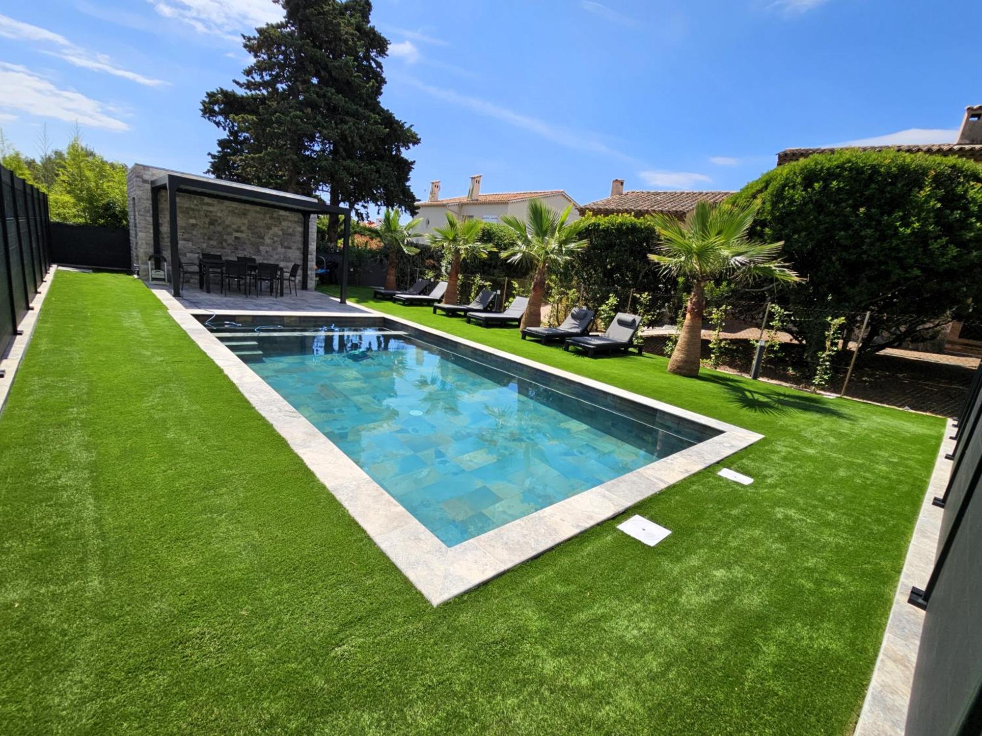 Etoile Du Berger Saint Aygulf 3 Villas Et 4 Appartements Jardin Individuel Et Piscine Chauffee En Saison - La Mer Et Les Plages 450 M Exterior foto